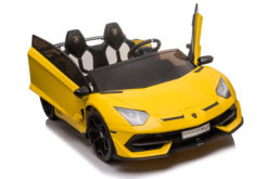 kinder-elektroauto-lamborghini-aventador-svj-doppelsitzer-028-gelb